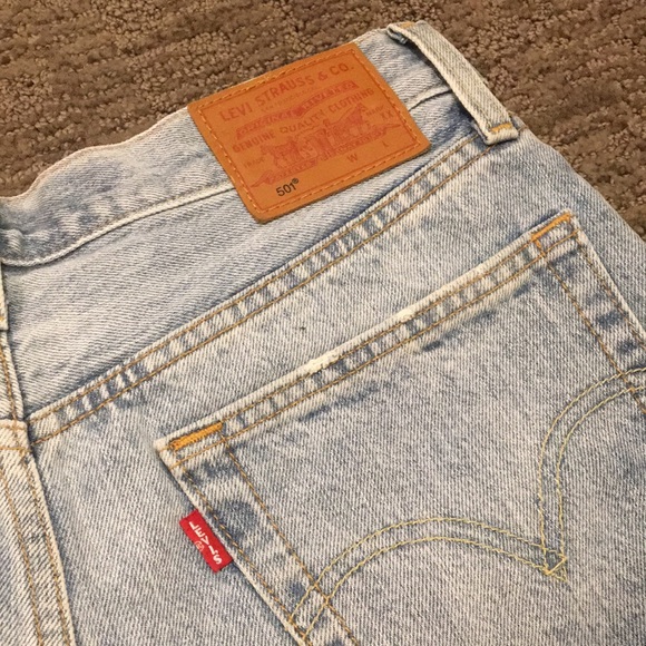 levi’s jean shorts - Picture 5 of 5